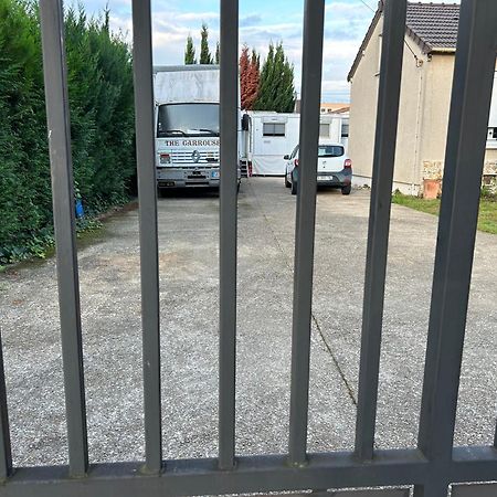 Appartement T2 Paray Vieille Poste Exteriör bild